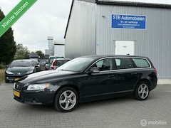 Volvo V70 - 1.6 T4 Limited Edition, Leder, Navi, Nieuwe apk