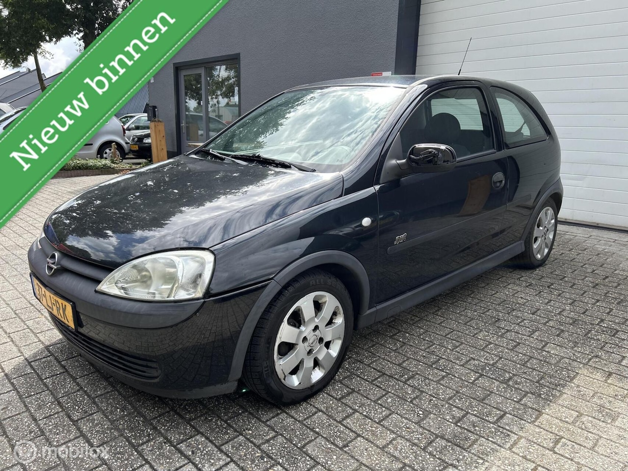 Opel Corsa - 1.4-16V Sport 1.4-16V Sport - AutoWereld.nl