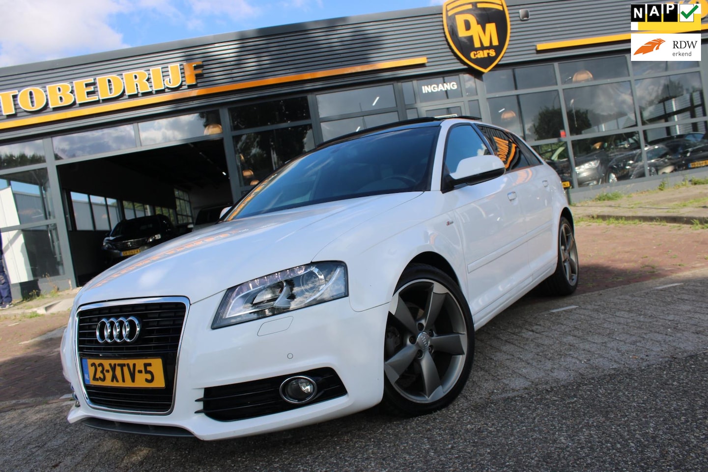 Audi A3 Sportback - 1.8 TFSI | S-LINE | PANO | BOSE | - AutoWereld.nl