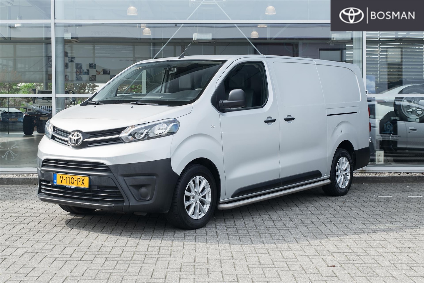 Toyota PROACE Long Worker - 2.0 D-4D 122pk Cool Comfort - AutoWereld.nl