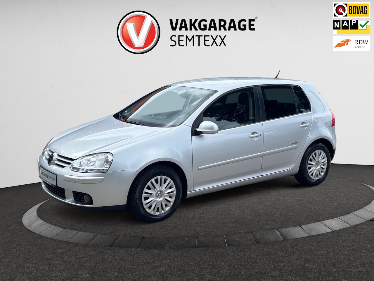 Volkswagen Golf - 1.4 TSI Trendline | Clima | Cruise | PDC Achter | Boekjes Aanwezig | Radio/CD | Middenarms - AutoWereld.nl