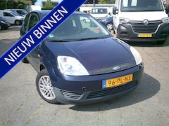 Ford Fiesta - 1.3 Style NETTE EN GOED RIJDENDE AUTO INRUIL KOOPJE