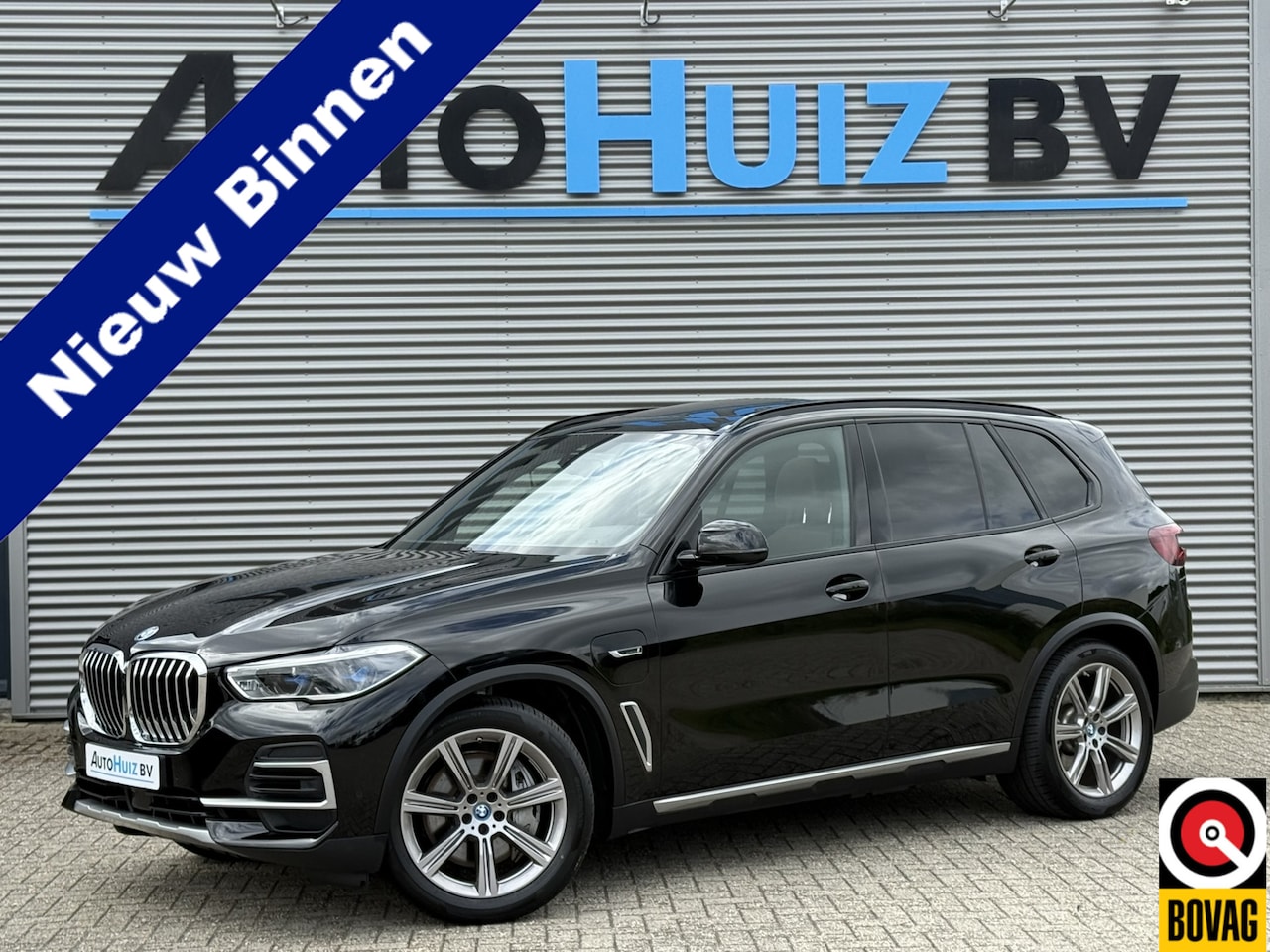 BMW X5 - xDrive45e High Executive xLine Panoramadak Laser Licht Comfortzetels 20 Inch Carplay Stuur - AutoWereld.nl