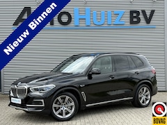 BMW X5 - xDrive45e High Executive xLine Panoramadak Laser Licht Comfortzetels 20 Inch Carplay Stuur