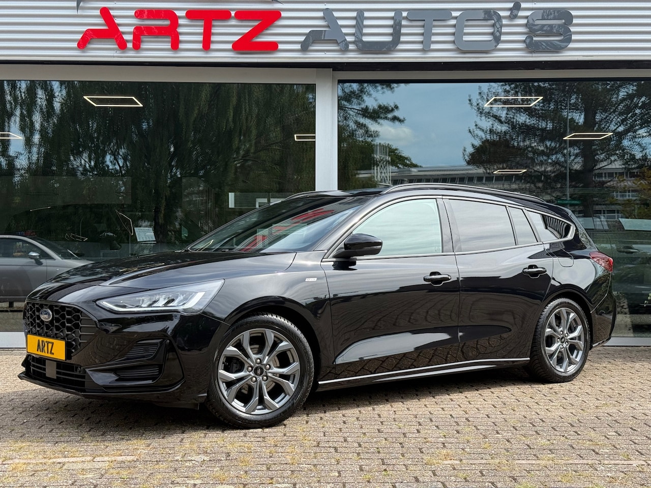 Ford Focus Wagon - 1.0 EcoBoost Hybrid ST Line l BLIS l Winter pack l ACC l Cam - AutoWereld.nl