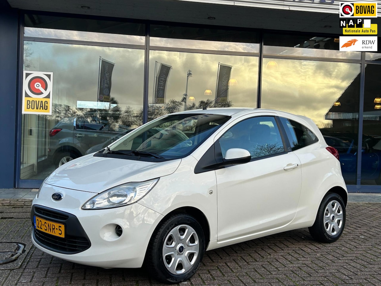 Ford Ka - 1.2 Cool & Sound start/stop Airco Elek.Pakket NAP NL-Auto Dealeronderhouden! - AutoWereld.nl