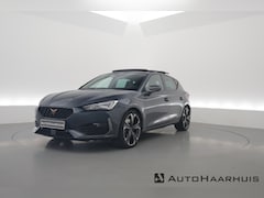 CUPRA Leon - 1.4 e-Hybrid VZ 245pk | Pano | Camera | Adapt. Cruise | Keyless | Stoel- Stuurverw