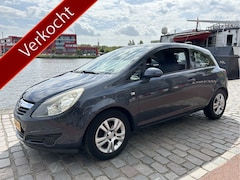 Opel Corsa - 1.2-16V Business Airco/ECC Cruise Fietsendrager
