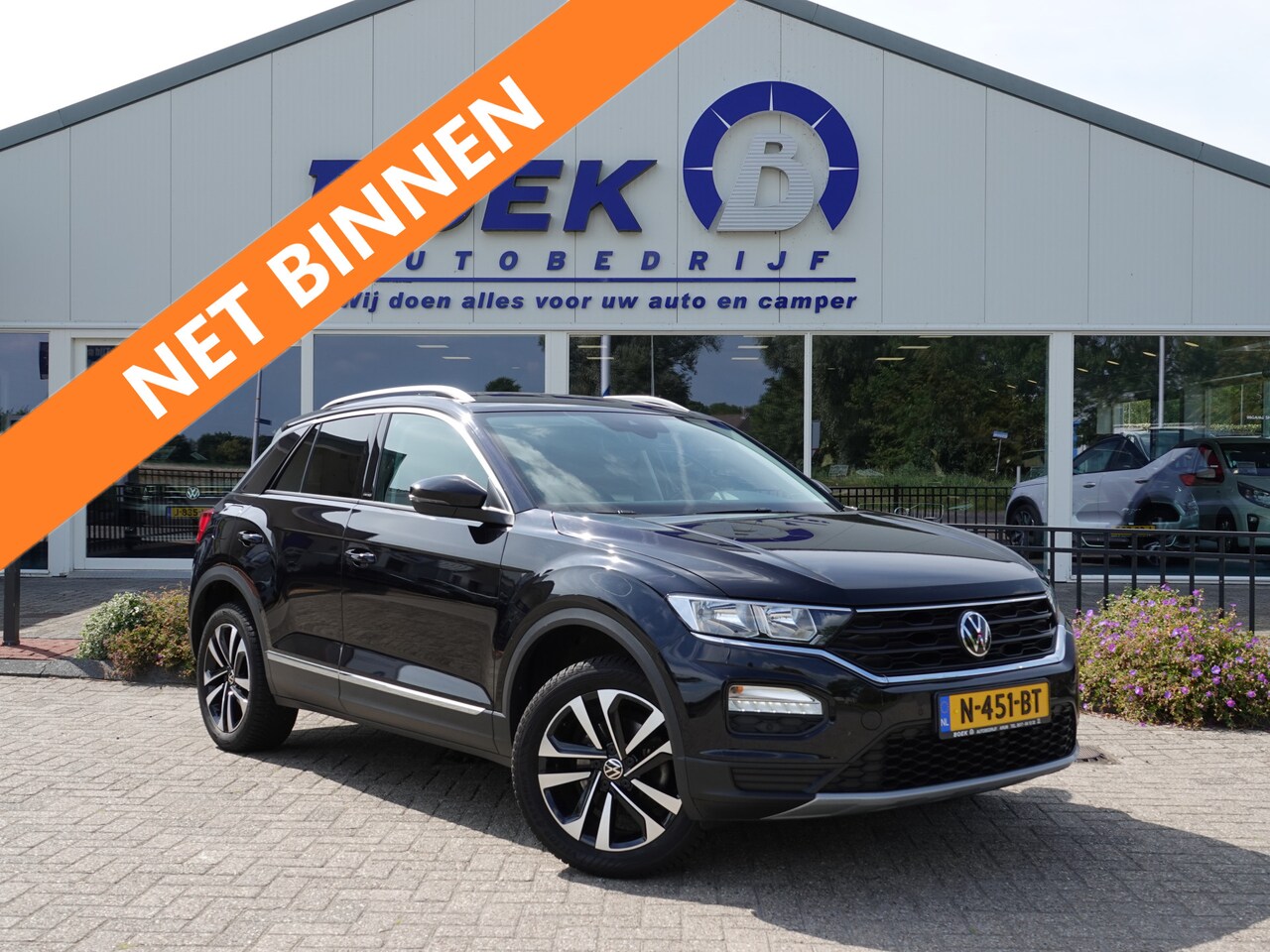 Volkswagen T-Roc - 1.5 TSI AUTOM. United 150PK ADAPT. CRUISE | TREKH. | NAVI | ECC | PDC V+A - AutoWereld.nl