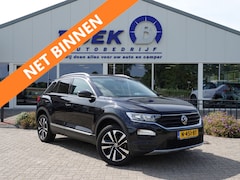Volkswagen T-Roc - 1.5 TSI AUTOM. United 150PK ADAPT. CRUISE | TREKH. | NAVI | ECC | PDC V+A