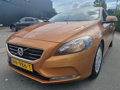 Volvo V40 - 1.6 D2 Momentum Automaat Navi