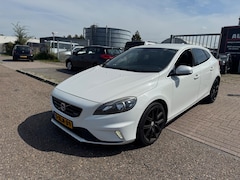 Volvo V40 - 2.0 D4 R-Design Business