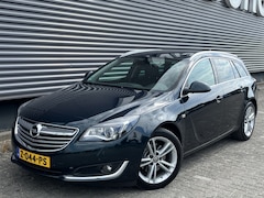 Opel Insignia Sports Tourer - 2.0D 195PK Bi-Turbo / Cosmo Edit. / NW APK / Trekhaak / LED / 20