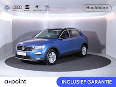 Volkswagen T-Roc - 1.0 TSI Style Business 110 pk | Navigatie | Parkeersensoren | Adaptieve cruise control | A