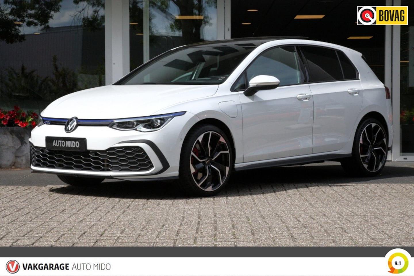 Volkswagen Golf - Golf 1.4 eHybrid GTE | Panorama | IQ Light | Camera - AutoWereld.nl