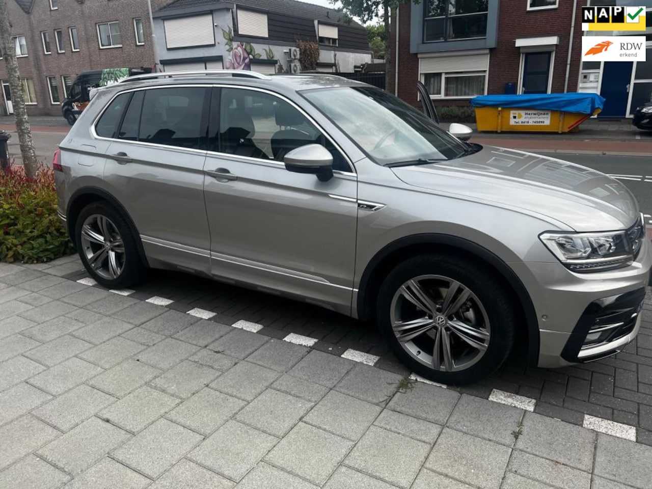 Volkswagen Tiguan - 1.5 TSI ACT Highline Business R 1.5 TSI ACT Highline Business R - AutoWereld.nl