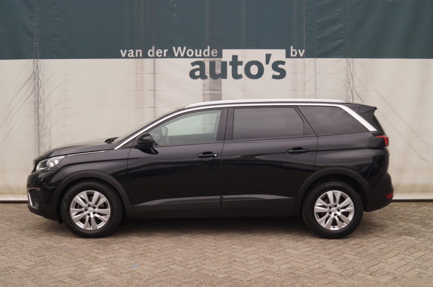 Peugeot 5008 - 1.2 PT BL. Exec. Av - AutoWereld.nl