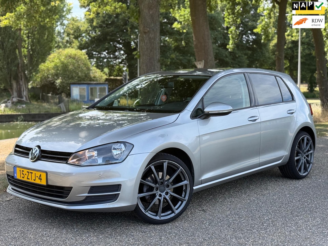 Volkswagen Golf - 1.2 TSI Trendline|Airco|Parkeersenoren|Cruise - AutoWereld.nl