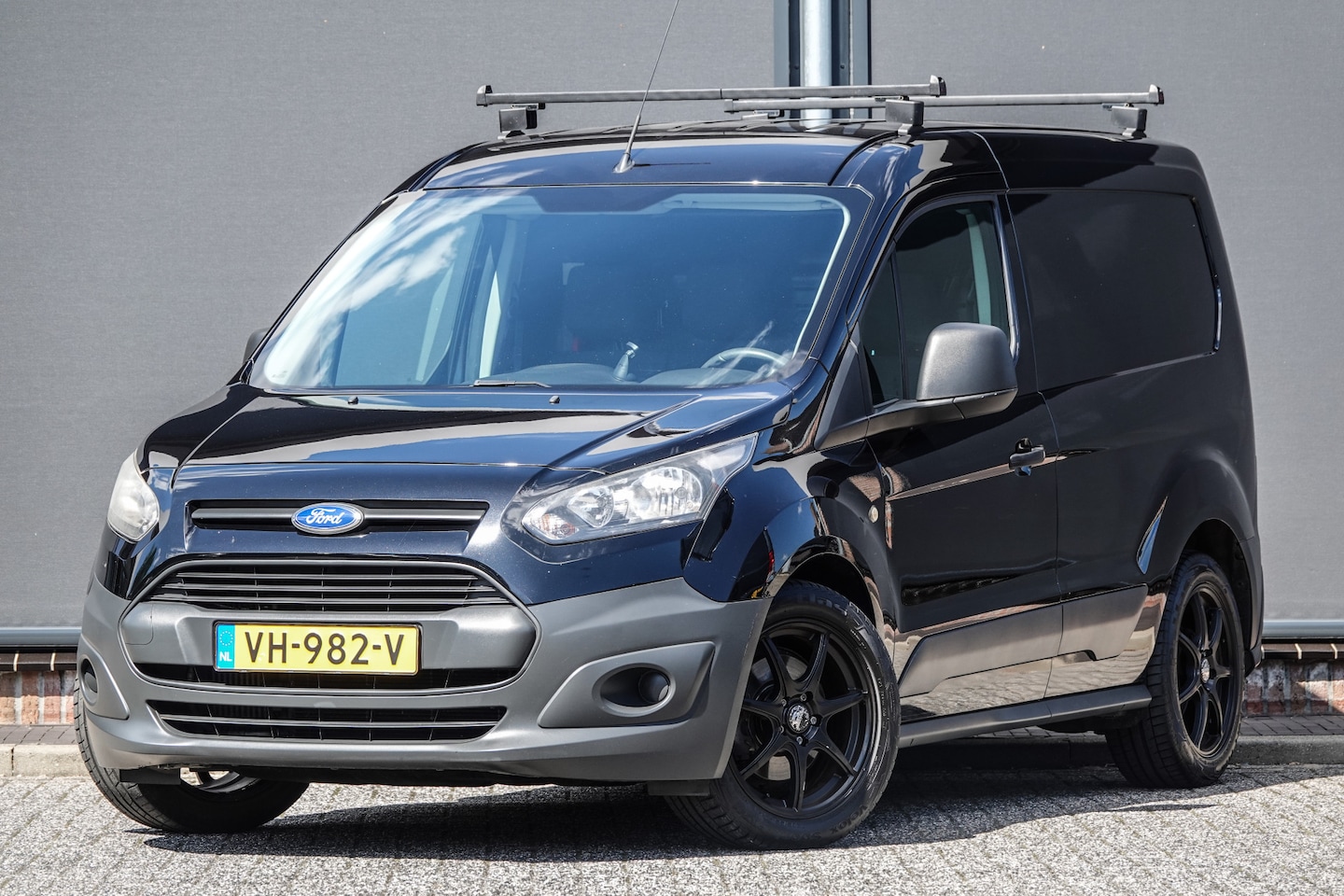 Ford Transit Connect - L1 | 1.6 Tdci 75Pk | Stoel-Bank | Dakdragers | Trekhaak | 17'' - AutoWereld.nl