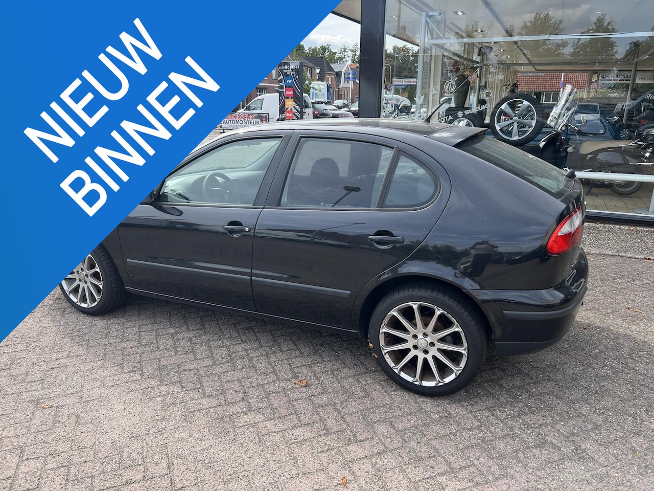 SEAT Leon - 1.6-16V Stella 1.6-16V Stella - AutoWereld.nl