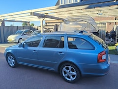 Skoda Octavia Combi - 1.2 TSI Elegance Business Line