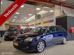 Toyota Avensis Wagon - 1.8 VVTi Luna Business
