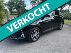 Toyota Yaris - 1.5 Hybrid Y20 Editie| Camera| Keyless| Navi| Lane assist