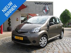 Toyota Aygo - 1.0 VVT-i Comfort | 5drs. | Airco | Volledig Onderhouden | All-in prijs