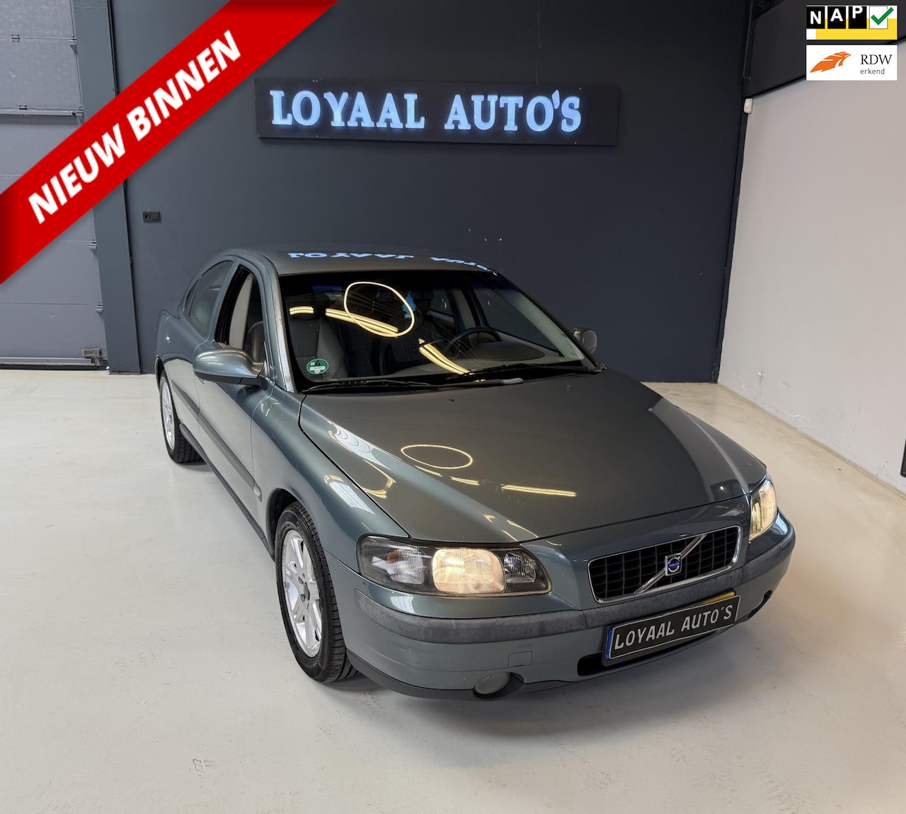 Volvo S60 - 2.4 | AUTO | AIRCO | CRUISE | ELEK.RAMEN | APK | NAP - AutoWereld.nl