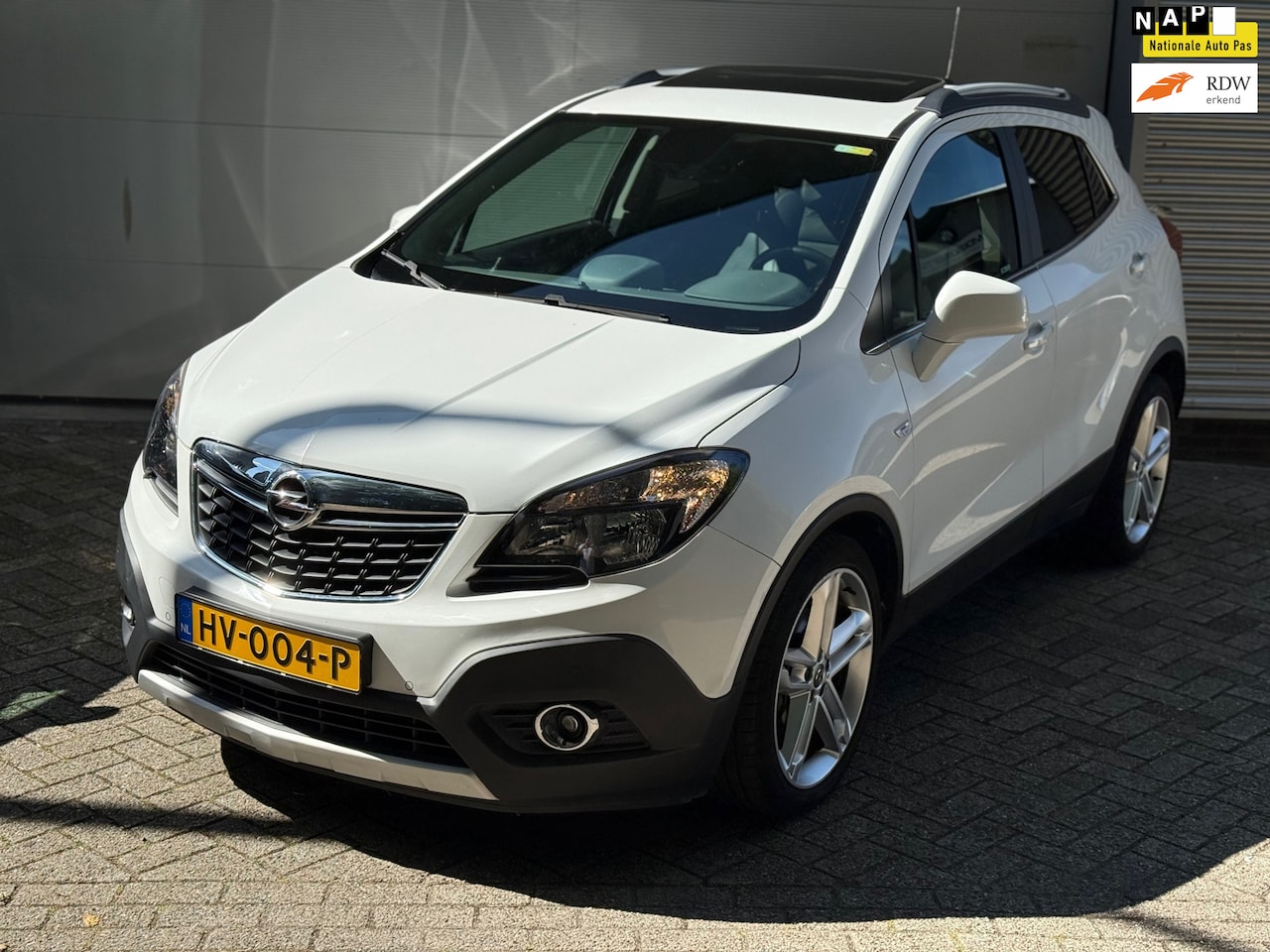 Opel Mokka - 1.4 T Cosmo l Schuifdak l Navi l Camera l Cruise l nwe remblokken en beurt l rijdt & schak - AutoWereld.nl