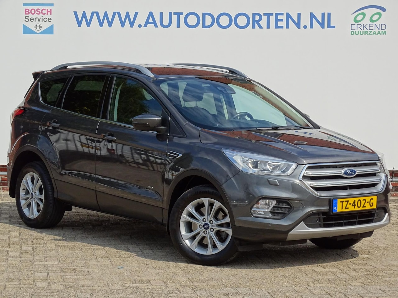 Ford Kuga - 1.5 EcoBoost Titanium|Trekhaak|Camera|Stoelverwarming - AutoWereld.nl