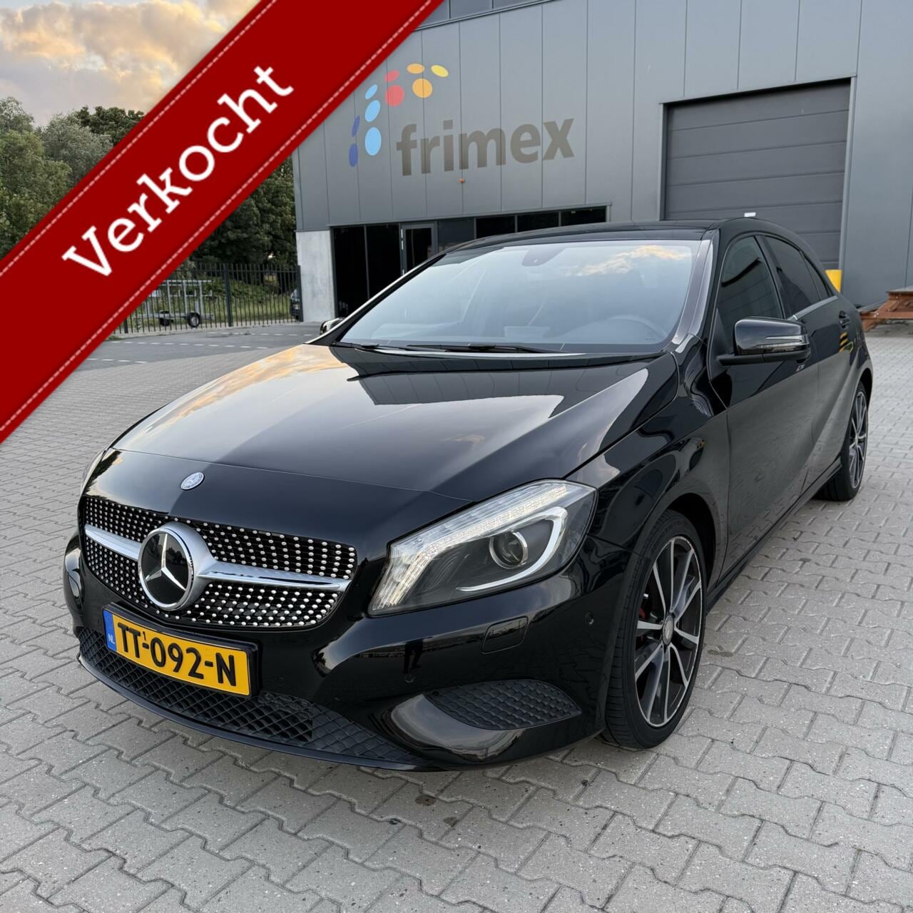 Mercedes-Benz A-klasse - 180 Prestige | Panoramadak | Automaat - AutoWereld.nl