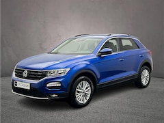 Volkswagen T-Roc - Style 1.0 TSI 110pk Adaptive cruise control, Stoelverwarming, Parkeersensoren, App connect