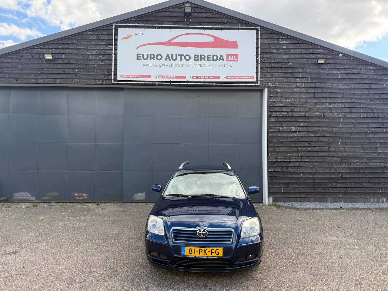 Toyota Avensis Wagon - 2.4 VVTi Executive 2.4 VVTi Executive - AutoWereld.nl
