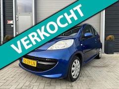 Peugeot 107 - 1.0-12V XS