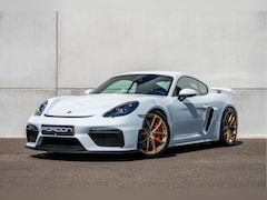 Porsche 718 GT4 - 4.0 / 421 Pk