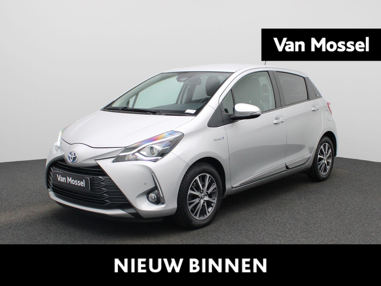 Toyota Yaris - 1.5 Hybrid Y20 Exclusive Edition | Automaat | Navigatie | Climate Control | Camera | Priva - AutoWereld.nl