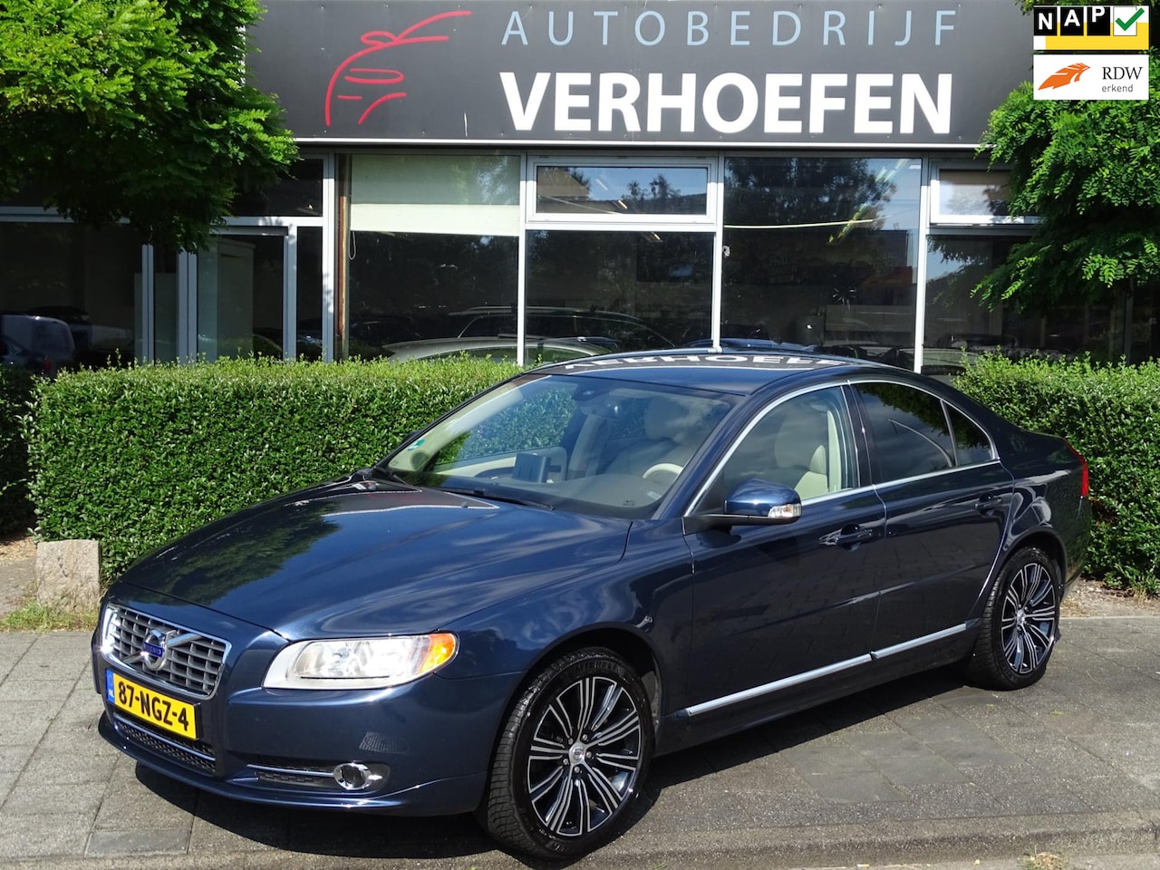 Volvo S80 - 2.5 T Momentum - AUTOMAAT - VOLLEDIG DEALER OND - YOUNGTIMER - STOEL VERW - PARK SENS! - AutoWereld.nl