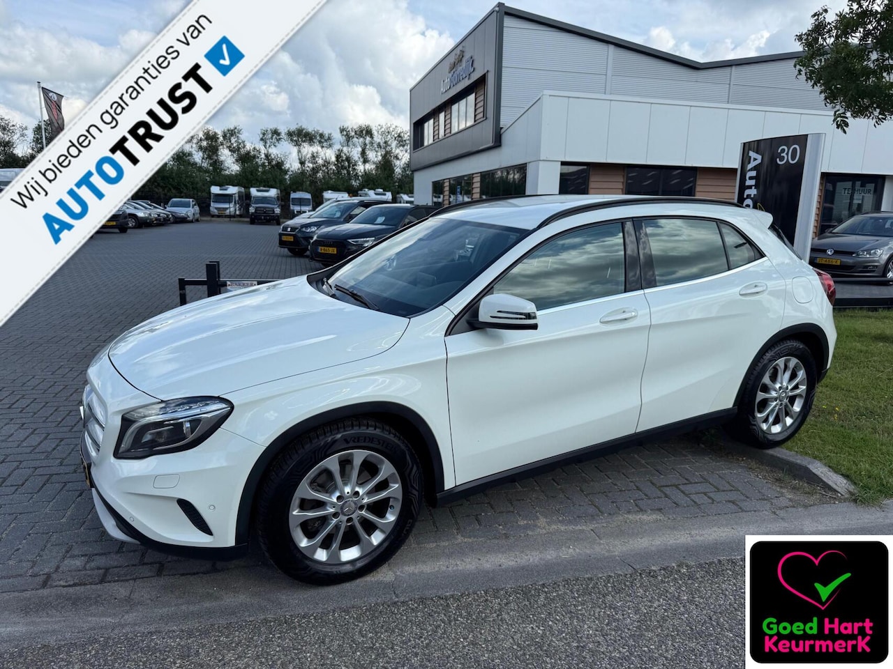 Mercedes-Benz GLA-Klasse - 180 d Prestige CAMERA,CLIMA,LMV,XENON - AutoWereld.nl