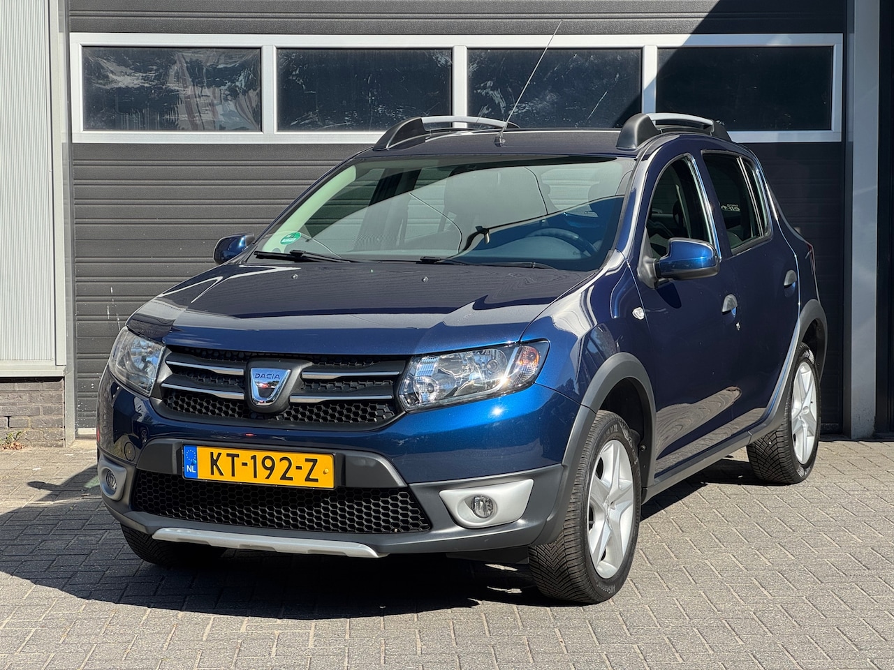 Dacia Sandero Stepway - 0.9 TCe S&S Lauréate Navi, Cruise, Airco, NAP - AutoWereld.nl