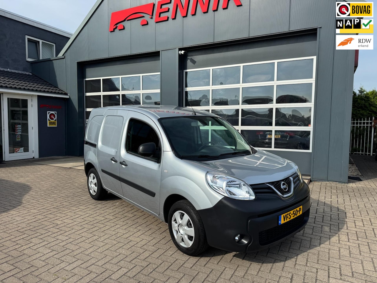 Nissan NV250 - 1.5 dCi 95 L1H1 Acenta / Camera / Cruise / Trekhaak / Navi / NL Auto met NAP . - AutoWereld.nl