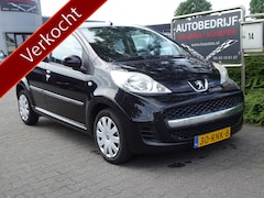 Peugeot 107 - 1.0-12V XS