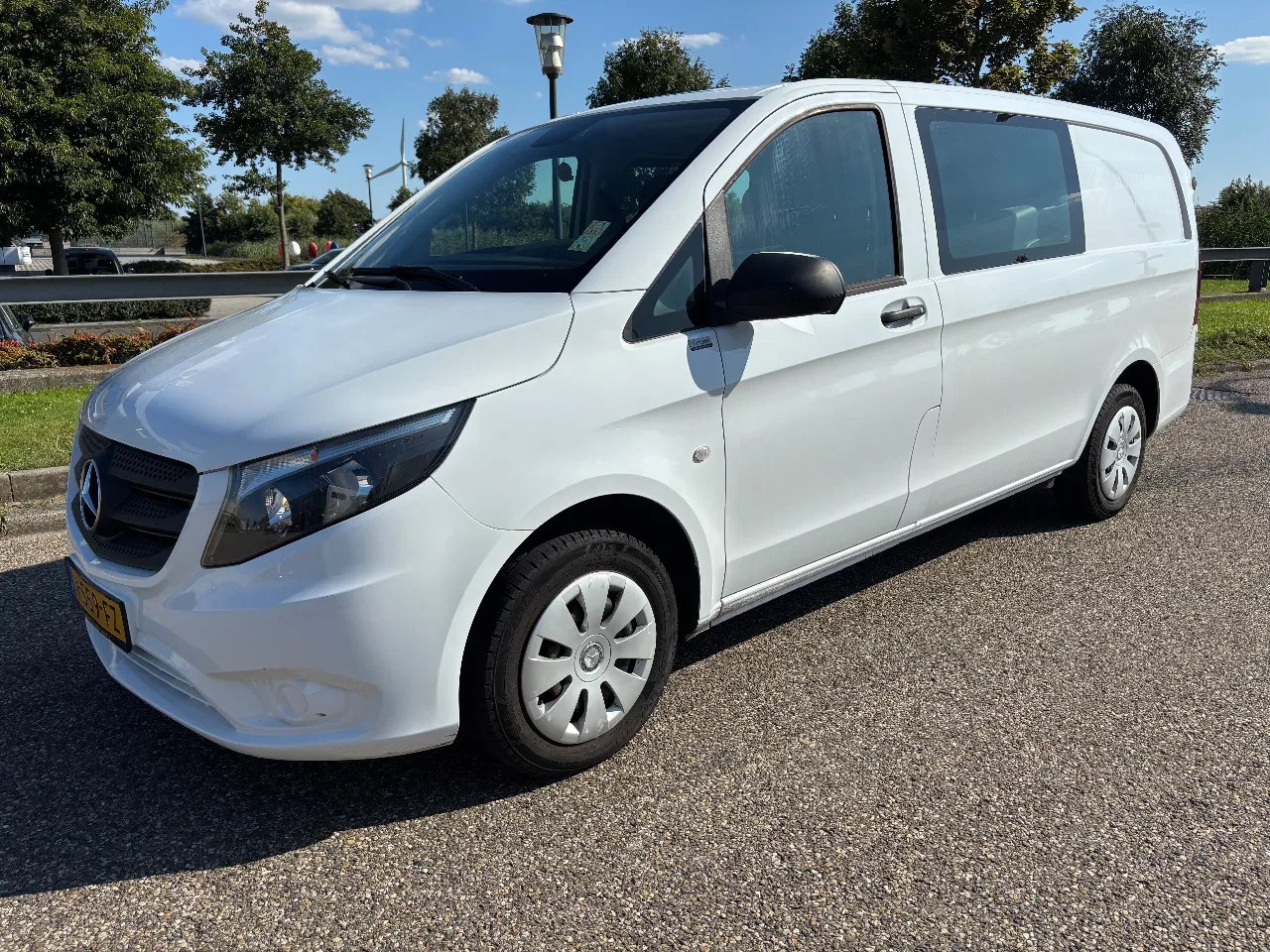 Mercedes-Benz Vito - 114CDI L2H1 Automaat Airco Cruisecontrol Trekhaak EURO 6 - AutoWereld.nl