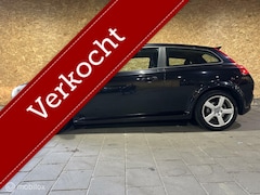 Volvo C30 - 2.0 145pk R-Design - leder - 09-2011