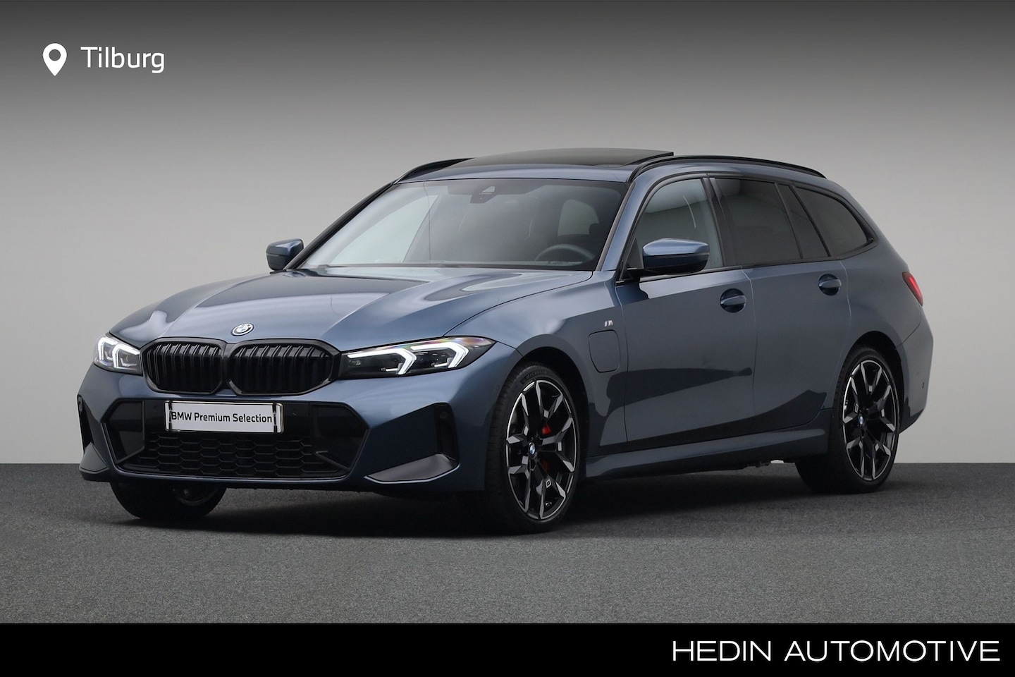 BMW 3-serie Touring - 330e | Achteruitrijcamera | BMW Curved Display | Comfort Pack | Hifi System | M Sportpakke - AutoWereld.nl