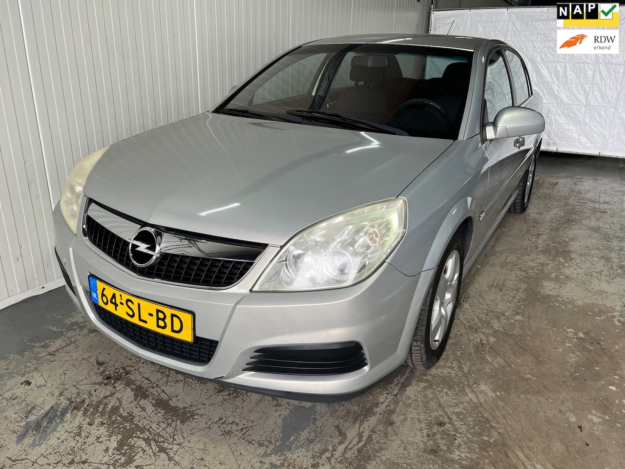 Opel Vectra - 1.8-16V Comfort 1.8-16V Comfort NIEUWE APK - AutoWereld.nl