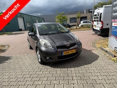 Toyota Yaris - 1.3 VVTi Dynamic