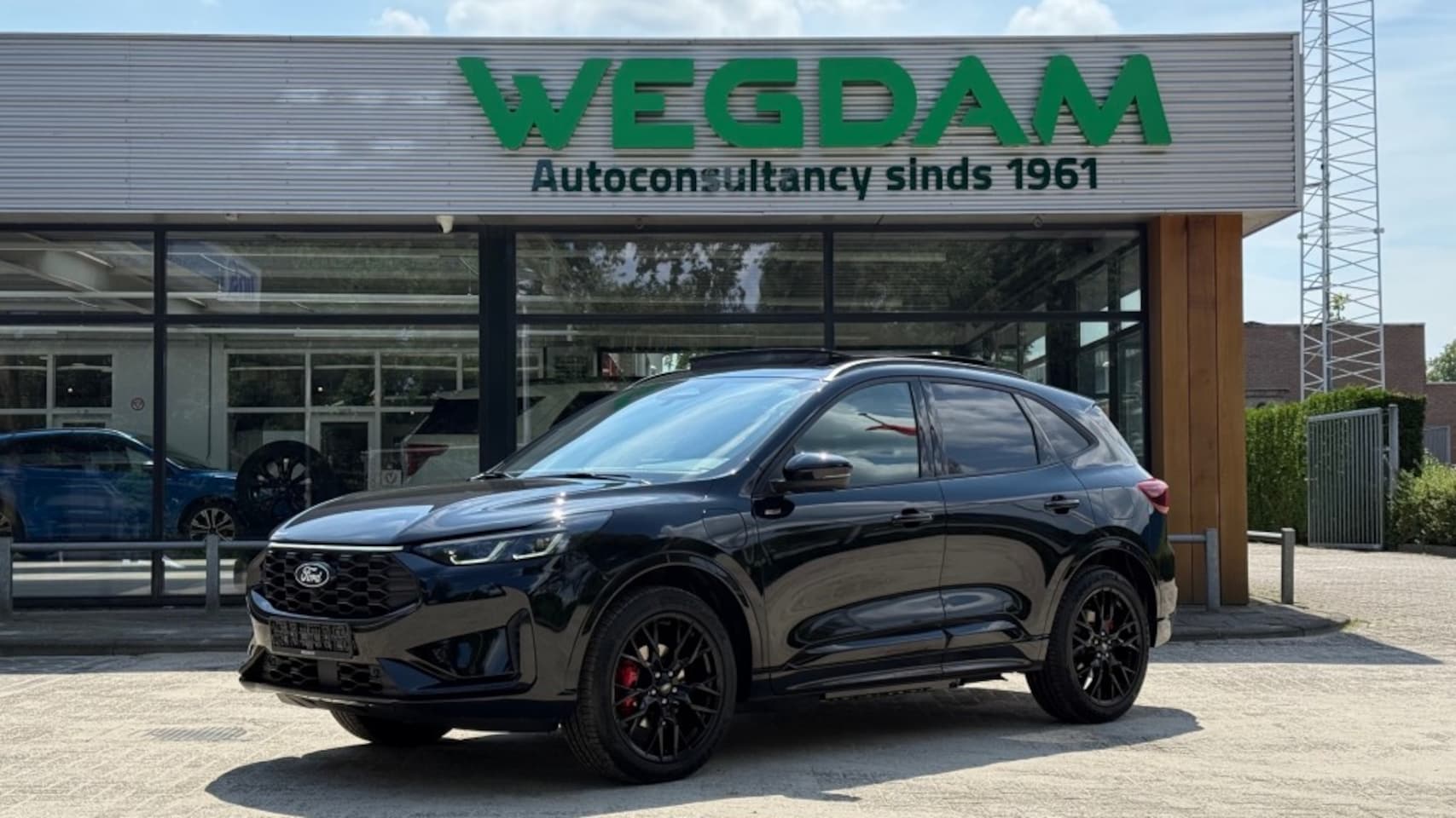 Ford Kuga - 2.5 PHEV ST-LINE X 243pk  / BLACK PACK / FULL OPTIONS - AutoWereld.nl