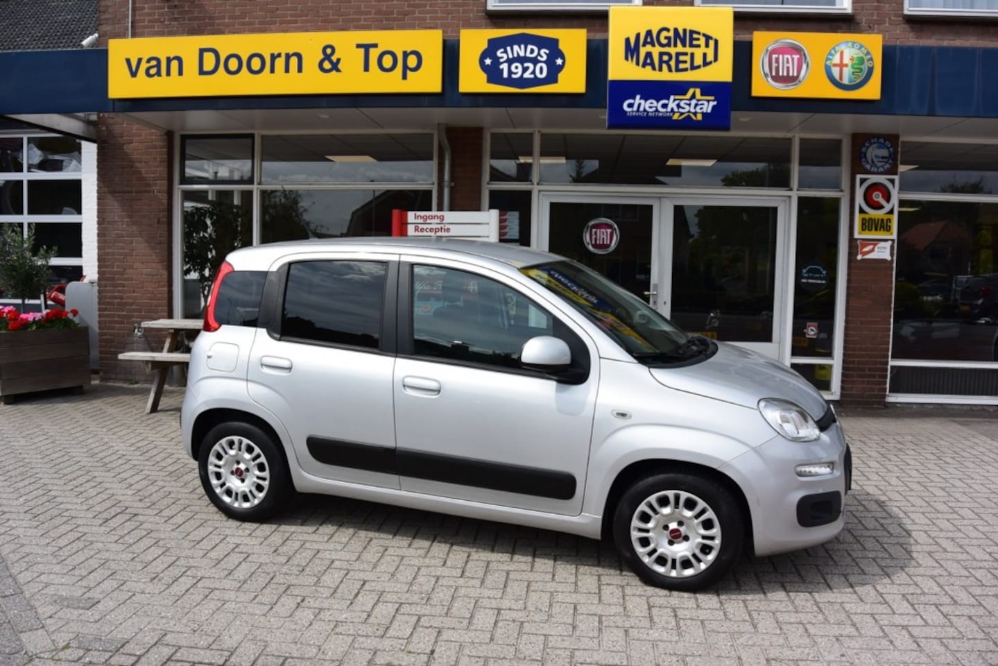 Fiat Panda - 0.9 TwinAir Lounge 0.9 TWINAIR LOUNGE - AutoWereld.nl