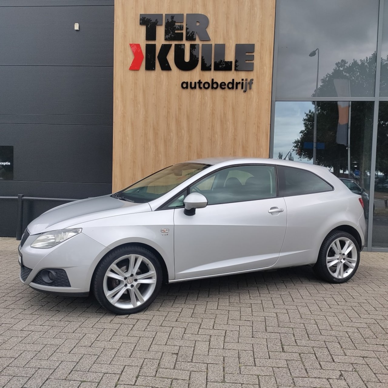 SEAT Ibiza - 1.2 TSI AUTOMAAT SPORT 2011 - AutoWereld.nl